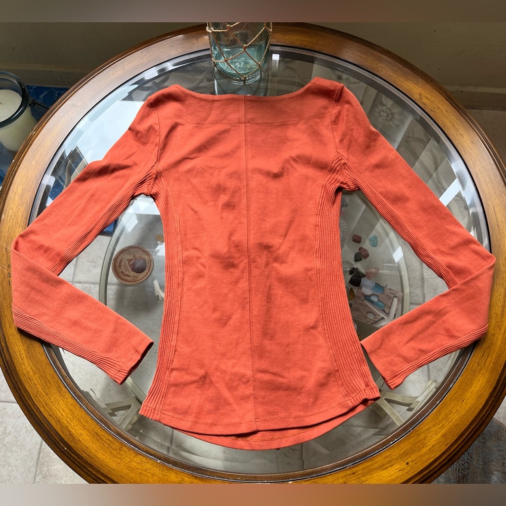 šFREE PEOPLEš- Lace-Up Long Sleeve Tops in Black and Orange NWT Size Sm - Picture 8 of 10